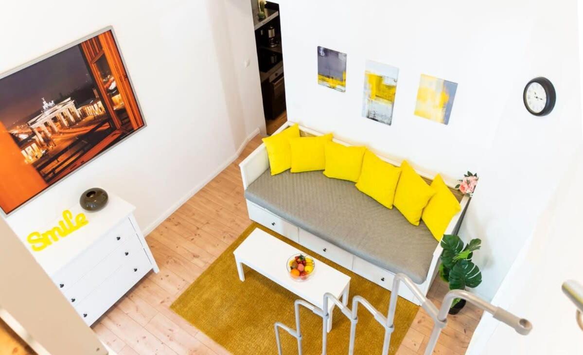 Spacious Loft Style Studio In Berlin Wilmersdorf Berlim Exterior foto